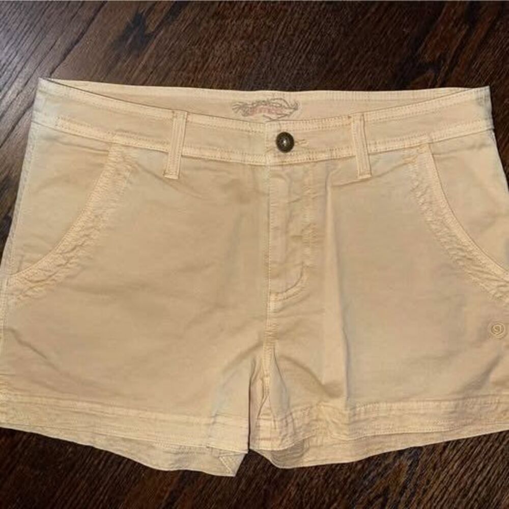 Gramicci Women’s Shorts size 6 Yellow Short
